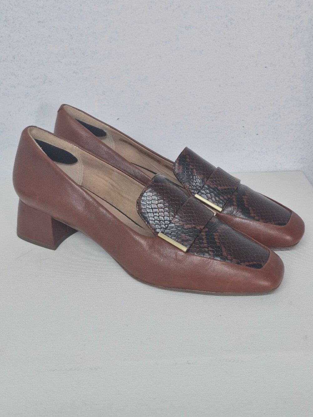 ROCKPORT truTECH Womens Size 8.5 M Brown Leather Snakeskin Block Heel Loafers